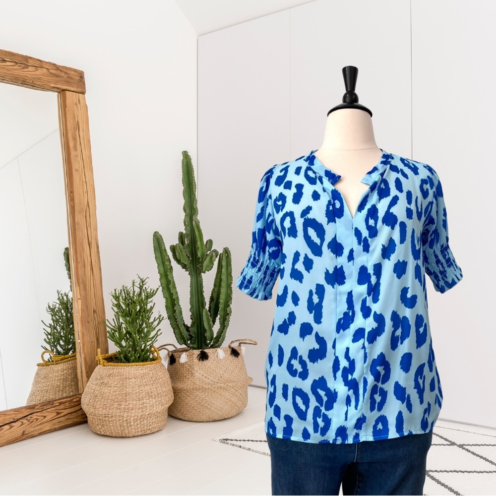 Bibi Leopard Smocked Short Sleeve V-Neck Top